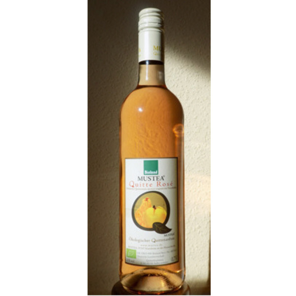 Quittenwein Rosé von Mustea - im Barrique ausgebaut
